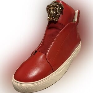 Classic Medusa Head Sneakers